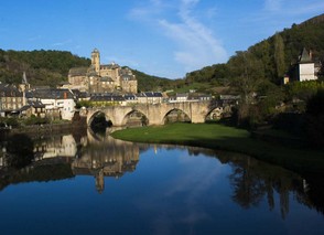 Annie Falguières 3.jpg