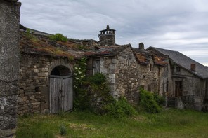 DSC_1410 ADALMI-maison ancienne Sermels.jpg